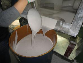 耐低溫模具硅膠能耐低溫多少度？